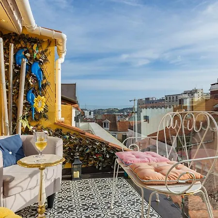 Peaceful Loft - Amazing Terrace & View * Лісабон